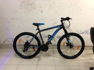 Nikon PowerShow S - 4